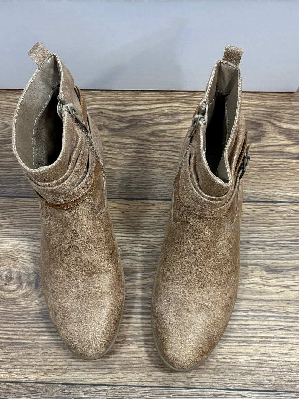 Kim Rogers Pamila Western Boho Faux Suede Ankle Booties Taupe 7.5 - Picture 6 of 12